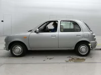Nissan MARCH лот № 90468 оценка 3.5  с аукциона в Японии 3
