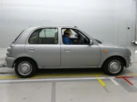 Nissan MARCH лот № 90468 оценка 3.5  с аукциона в Японии 2