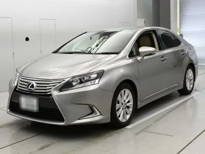 Lexus HS