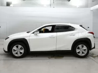 Lexus UX лот № 36334 оценка 5  с аукциона в Японии 3
