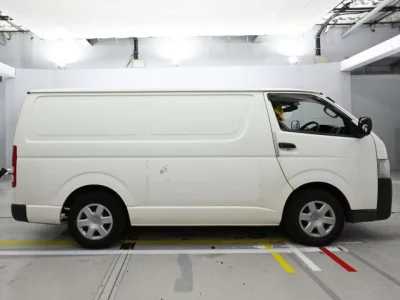 Toyota REGIUS ACE VAN