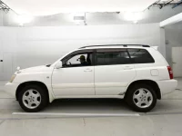 Toyota KLUGER лот № 30569 оценка 3.5  с аукциона в Японии 3
