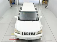 Toyota KLUGER лот № 30569 оценка 3.5  с аукциона в Японии 6