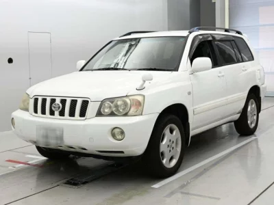 Toyota KLUGER  с аукциона в Японии