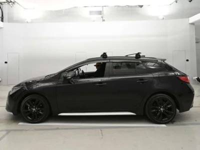 Toyota COROLLA TOURING  с аукциона в Японии