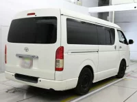 Toyota HIACE VAN лот № 40122 оценка 3  с аукциона в Японии 1