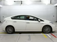 Toyota PRIUS PHV лот № 10246 оценка RA  с аукциона в Японии 2
