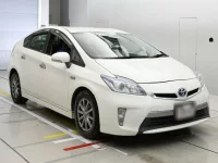 Toyota PRIUS PHV лот № 10246 оценка RA  с аукциона в Японии 4
