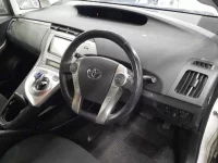 Toyota PRIUS PHV лот № 10246 оценка RA  с аукциона в Японии 8