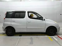 Toyota FUNCARGO лот № 10224 оценка R  с аукциона в Японии 2