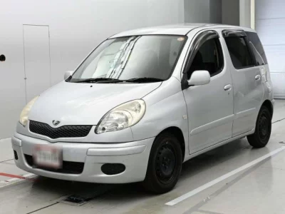 Toyota FUNCARGO  с аукциона в Японии