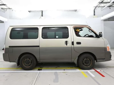 Nissan CARAVAN VAN