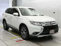 Mitsubishi OUTLANDER лот № 33427 оценка RA  с аукциона в Японии 4