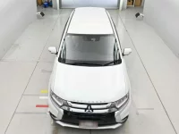 Mitsubishi OUTLANDER лот № 33427 оценка RA  с аукциона в Японии 6