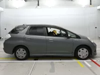 Honda FIT SHUTTLE лот № 30532 оценка 3.5  с аукциона в Японии 2