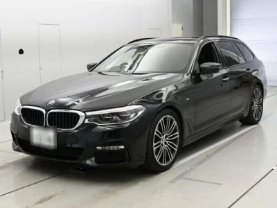 BMW 5-Series  с аукциона в Японии