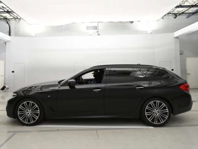 BMW 5-Series  с аукциона в Японии