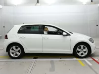 Volkswagen GOLF лот № 38131 оценка 4.5  с аукциона в Японии 2