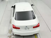 BMW 3-Series лот № 38124 оценка 4.5  с аукциона в Японии 7