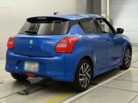 Suzuki SWIFT лот № 30512 оценка 4.5  с аукциона в Японии 1