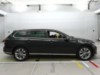 Volkswagen PASSAT VARIANT лот № 38149 оценка 4  с аукциона в Японии 2