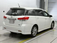 Toyota WISH лот № 30623 оценка 3.5  с аукциона в Японии 1