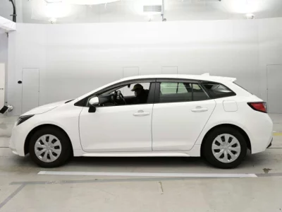 Toyota COROLLA TOURING  с аукциона в Японии