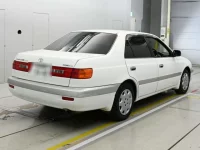 Toyota CORONA PREMIO лот № 30642 оценка R  с аукциона в Японии 1