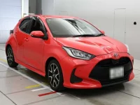Toyota YARIS лот № 30590 оценка RA  с аукциона в Японии 4