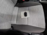 Toyota YARIS лот № 30590 оценка RA  с аукциона в Японии 9