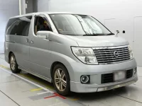Nissan ELGRAND лот № 90547 оценка R  с аукциона в Японии 4