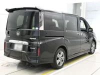 Honda STEP WAGON лот № 30645 оценка 4.5  с аукциона в Японии 1