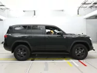 Toyota LAND CRUISER лот № 36447 оценка 5  с аукциона в Японии 2