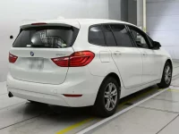 BMW 2-Series лот № 38153 оценка 4.5  с аукциона в Японии 1