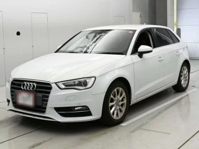 Audi A3  с аукциона в Японии