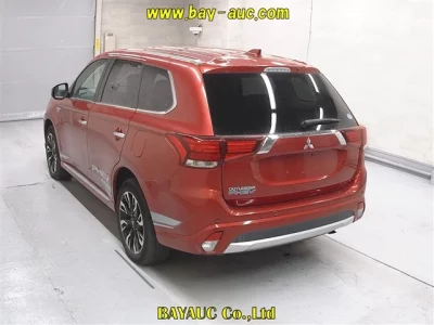 Mitsubishi OUTLANDER PHEV