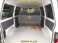 Mazda BONGO VAN лот № 30011 оценка R  с аукциона в Японии 5