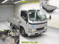 Toyota DYNA лот № 30002 оценка 3.5  с аукциона в Японии 3