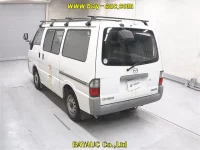 Mazda BONGO VAN лот № 30015 оценка 3.5  с аукциона в Японии 1