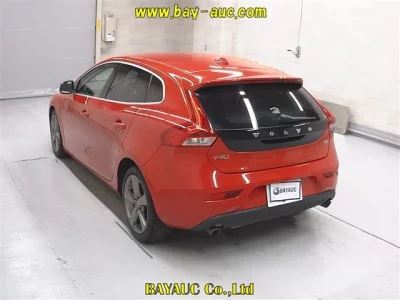 Volvo V40