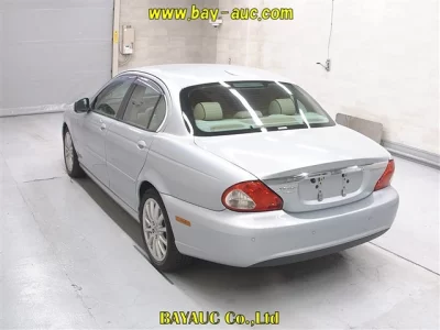 Jaguar X TYPE