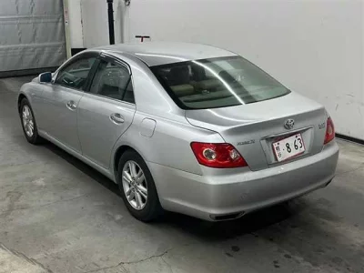 Toyota MARK X  с аукциона в Японии