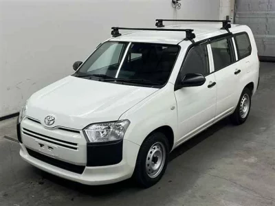 Toyota PROBOX  с аукциона в Японии