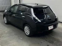Nissan LEAF лот № 90035 оценка 4  с аукциона в Японии 1