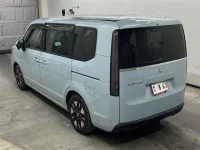 Honda STEP WAGON лот № 10019 оценка 4.5  с аукциона в Японии 1