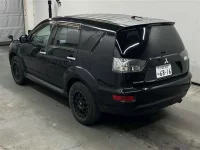 Mitsubishi OUTLANDER лот № 70034 оценка 4  с аукциона в Японии 1