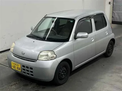 Daihatsu Esse  с аукциона в Японии