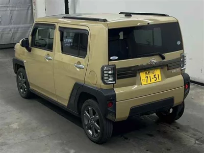Daihatsu TAFT