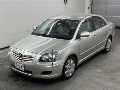 Toyota AVENSIS SEDAN