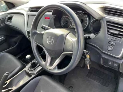 Honda GRACE  с аукциона в Японии